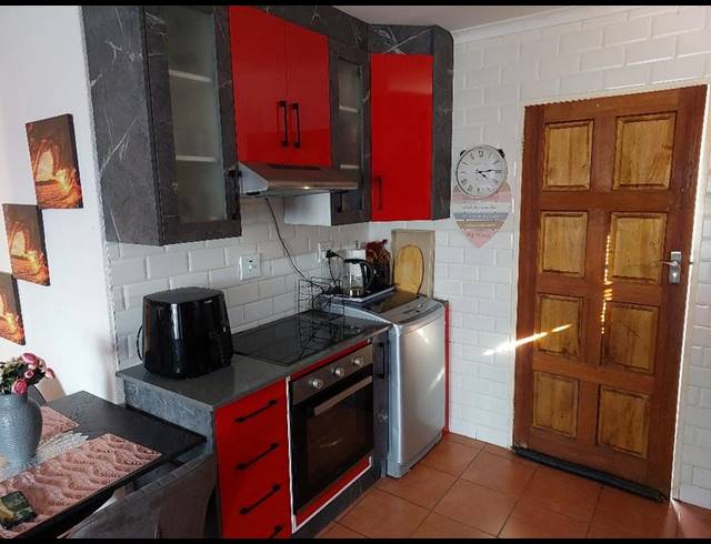 2 BEDROOM HOUSE FOR SALE IN WINDMILL PARK